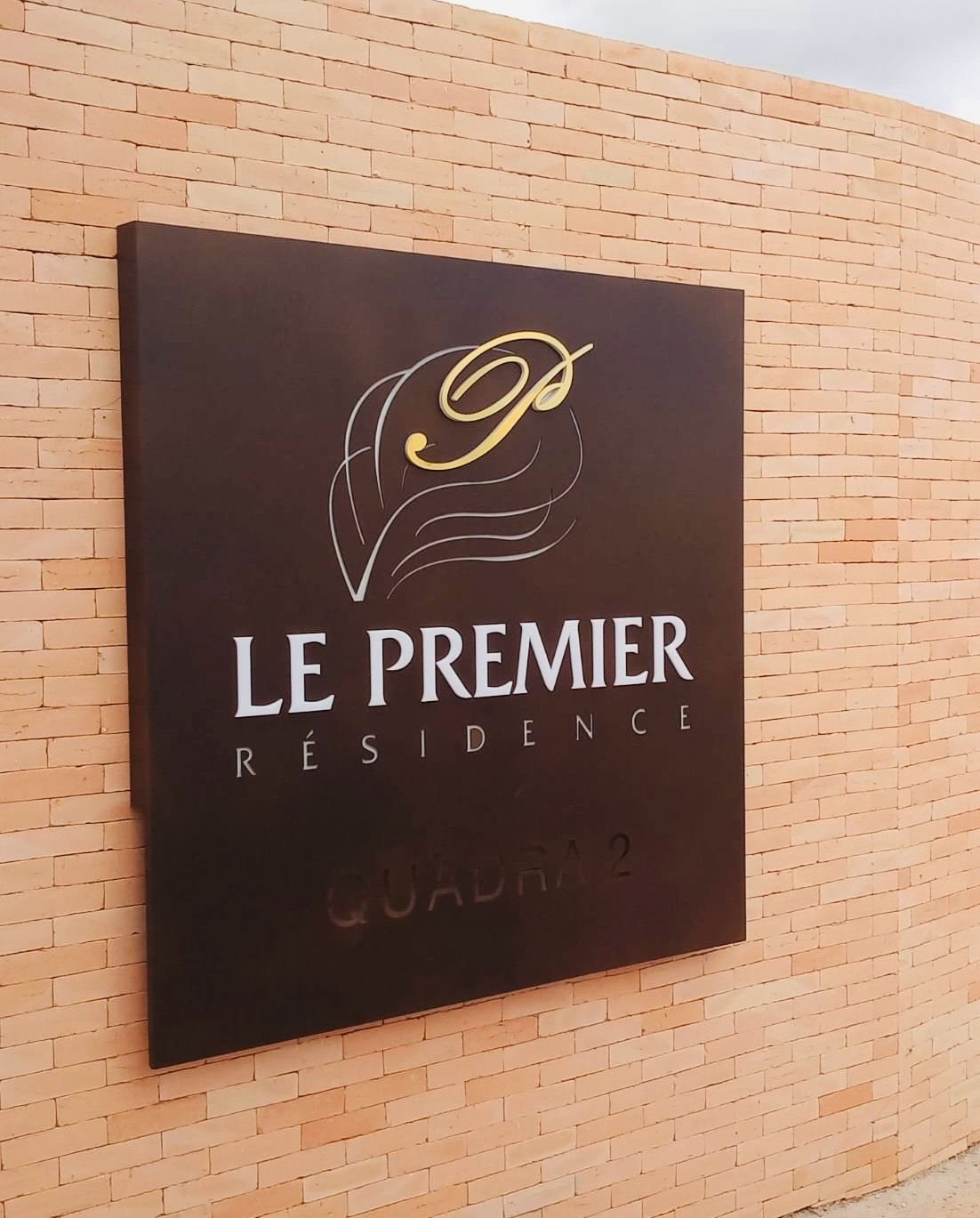 Placa Le Premier